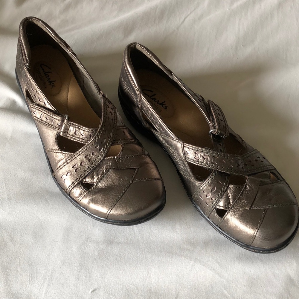 Clarks bendable size 7w